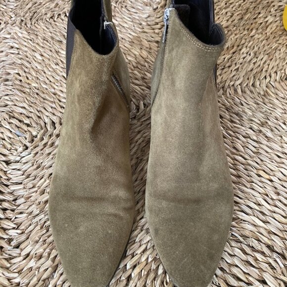 ISABEL MARANT ÉTOILE Patsha Hey Jude Hazel Suede Chelsea Boot - Picture 1 of 5